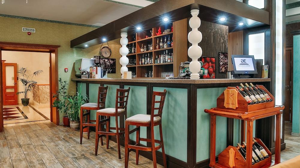 Goldman Empire Hotel Astana Ngoại thất bức ảnh