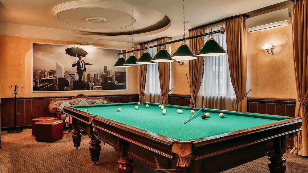 Goldman Empire Hotel Astana Ngoại thất bức ảnh